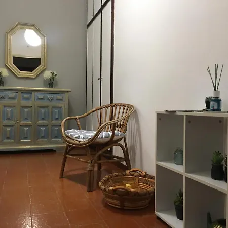 Apartment Flora House Terracina